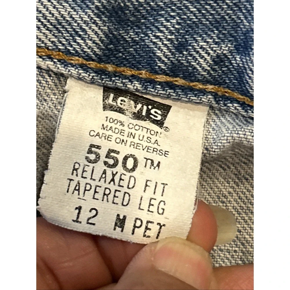 Vintage Levis 550 Jeans 12 Medium Petite Relaxed Fit Tapered‎ Leg Light USA Y2K